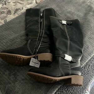 Women’s boots memory foam wide width wide calf.